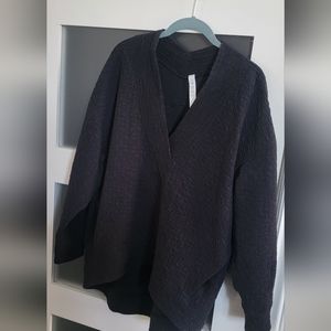 Lululemon Rippled V-Neck Pullover